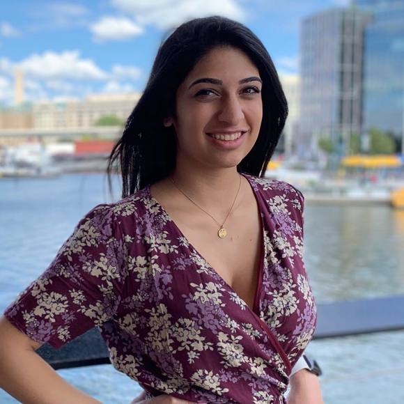 paria_ahmadi